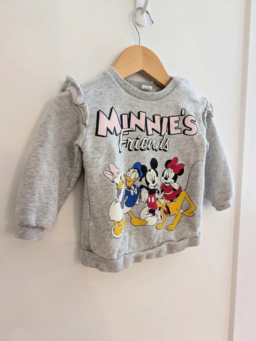 2/$15 💙 H&M Disney Minnie's Friends Printed Sweatshirt Gray Sweatshirt